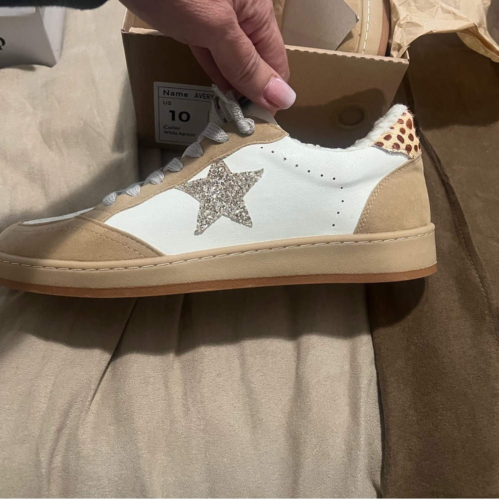 Avery White and Tan Sneakers